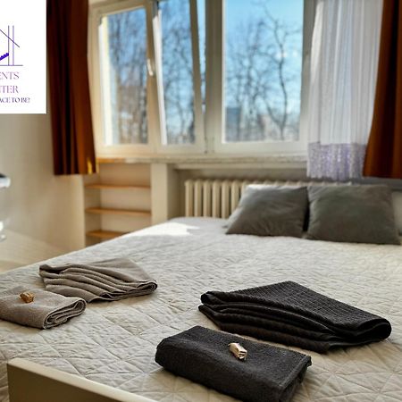 :: Apartment City Center :: Варшава Екстериор снимка